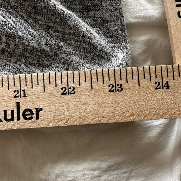 APT 9 Women's Plus Size XXL Gray Bell Sleeve Sweater Beaded Neckline Boho Hippie - Picture 9 of 12